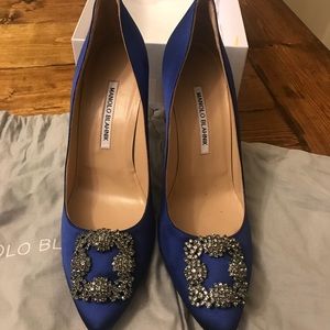 Manolo Blahnik Hangisi